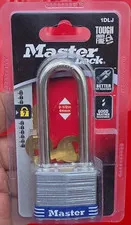 Master Lock 1DLJ Keyed Padlock Laminated Steel 64mm Weather Resistant, 2 Keys