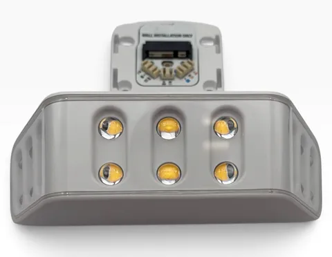 NEW Vivint Spotlight Pro VS-ODL-150-WHT & Outdoor Camera Bridge