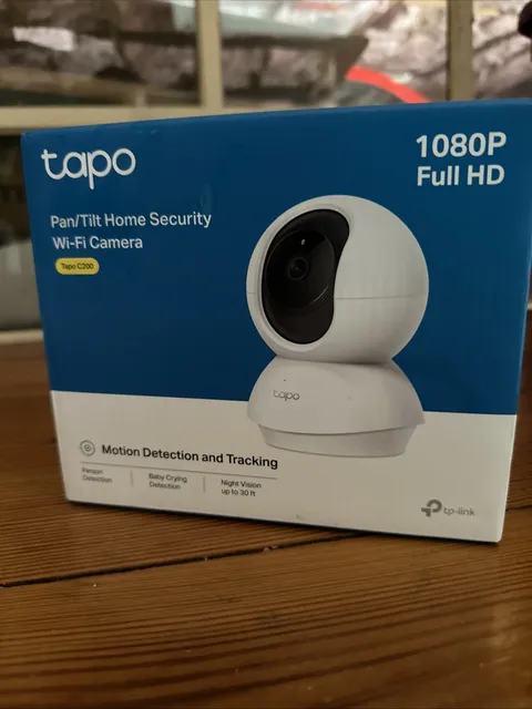 TP-Link Tapo C200 Pan Tilt WiFi Indoor Security Camera 1080p