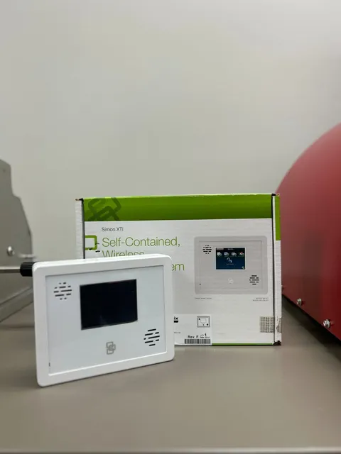 New Interlogix GE 80-632-3N-XTI Wireless Alarm Panel, NO BATTERY