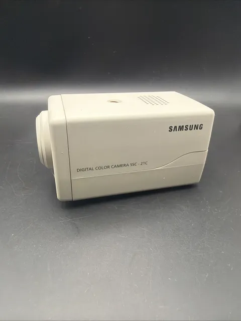 Samsung Digital Color Camera SSC-21C with base and cable