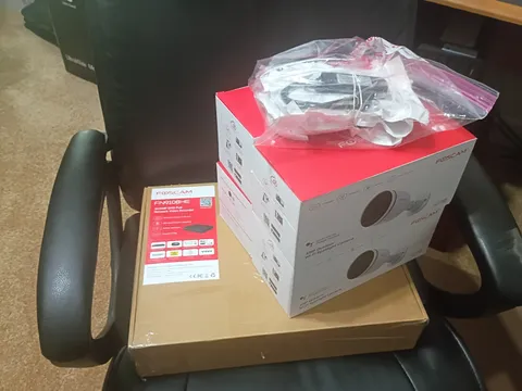 FOSCAM POE NVR FN9108HE BRAND NEW With 1TB hardrive  Includes 4 New SPC Camera