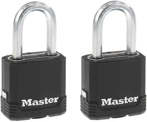 Candado exterior Master Lock Magnum resistente al clima y cortes, paquete de 2