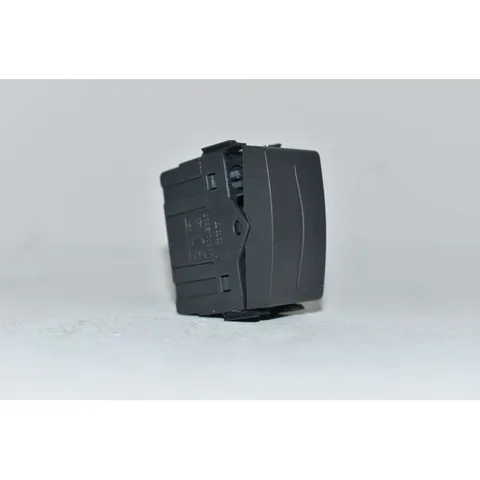 ABB ELOS Soft Line 2CSE1003SF Diverter 1P 16 Amp 250 VAC
