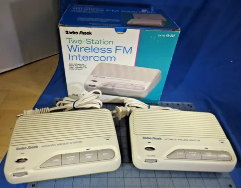 Radio Shack (43-227) FM Wireless Intercom Two Stations in box! (Tested!)