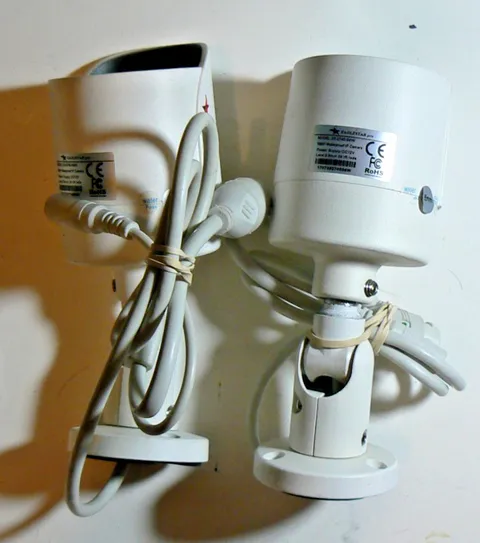 Lot of 2 Eaglestar Pro WV-SC385 IP Security Cameras | 720p HD PoE | Tested