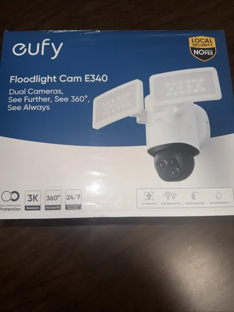 Eufy Floodlight Security Camera E340 3K Dual Camera Color Night Vision. New