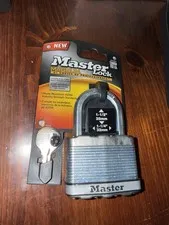  Master Lock Magnum M15XDLF 38mm Padlock Heavy Duty Outdoor Lock New