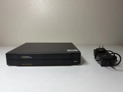  Q-See 8-Channel HD 1 TB Digital Video Recorder DVR QC958