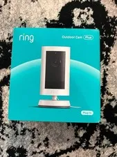 Ring Outdoor Cam Plus Plug-In