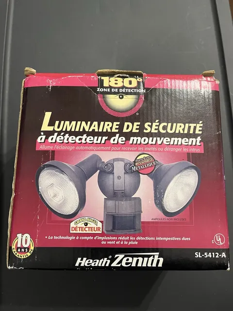 Heath Zenith 180 Degree Motion Security Light 250 WATT SL-5412-A
