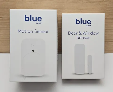 New Blue By ADT Motion Sensor & Door Window Sensors SSM1R0-29 SSH1R0-29