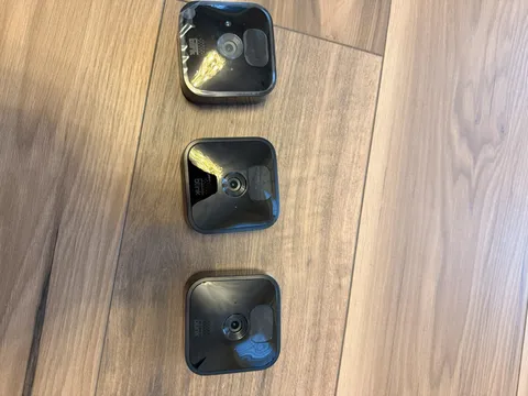 BLINK☆ Outdoor Security Camera System~ 3 Camera Kit please READ New/Open Box 🗃️