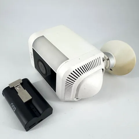 Ring - Spotlight Cam Plus Wireless 1080p Battery Camera White NO MOUNTING PLATE