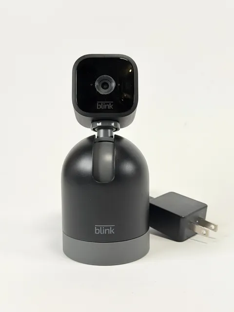 Blink BAE041000U Mini Pan-Tilt Rotating Mount for Mini Indoor Security Cam Black