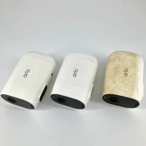 3 PACK - Arlo Essential XL VMC2032  Wireless Spotlight Security Camera White