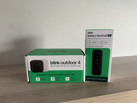 Blink Outdoor 4 Wireless Camera Security System & Blink Video Doorbell 2k+ Lot
