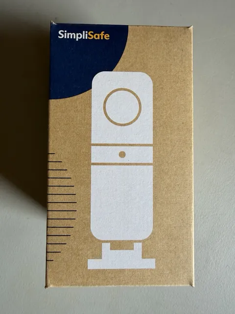 SimpliSafe CM006 Smart Alarm Night Vision Motion Camera Wireless Indoor Security