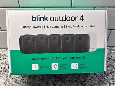 Blink Outdoor 4 (4th Gen) 5 CAMERA Battery Powered System w/ Sync module - NEW!!