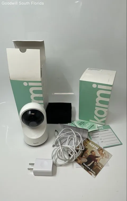 Kami YYS.3218 Indoor Night Vision 1080P Wi-Fi Security Cameras 2 Units No Tested