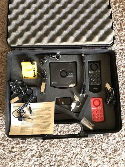 Quorum PAAL Personal Attack Alarm w/Case VA-190 Elert Sport Untested Sold As Is