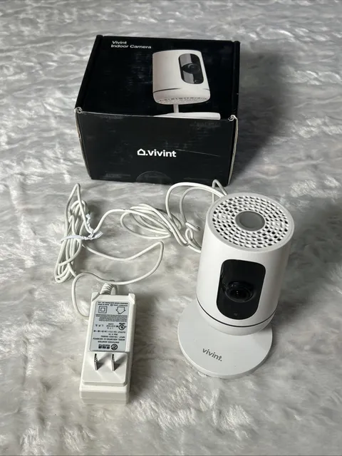 Vivint Ping Indoor 1080p Wi-Fi Security Camera V-CAM1 With Power Supply