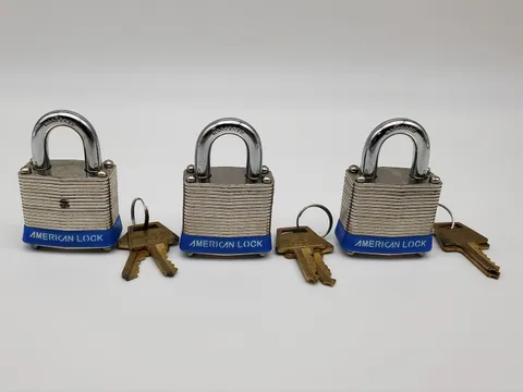 3x American Padlocks AL 3 0.75" L x 0.28" D Shackle 1-1/2" Body Keyed Different