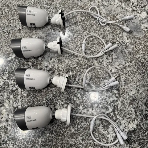 Samsung SDC-8440BCN 720p HD Weatherproof IR Camera Lot Of 4 Good Preowned
