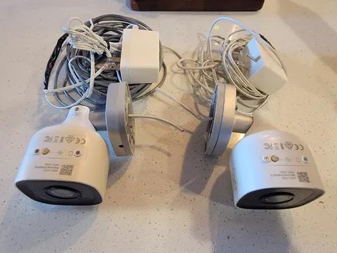2 Pack Alarm.com ADC-V723 Wireless Outdoor Security Cameras 1080p Nightvision 