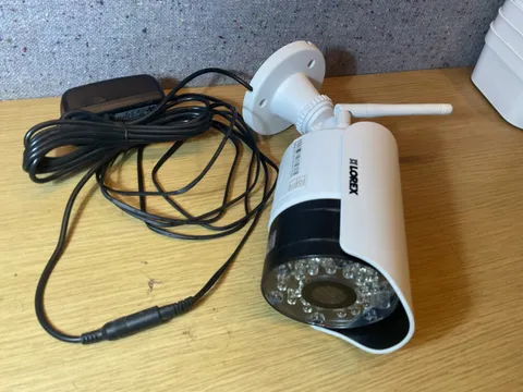 USED White Lorex MC2232 Wireless Security Indoor Outdoor CAMERA ONLY