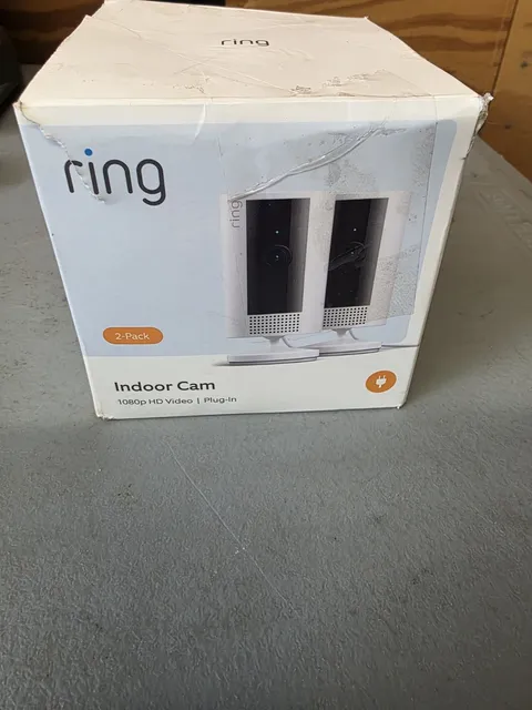 Ring 2nd Generation Indoor Plug-in 1080p Security Camera with Privacy Cover Pack