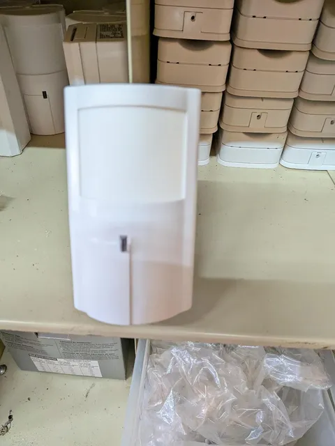 DSC WS4904P Wireless Motion Sensor - White - 7 available