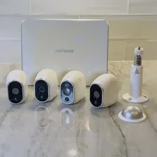 Netgear Arlo VMB3000 Base Station w/ 4 Cameras VMC3030 & Stand Used Tested Works