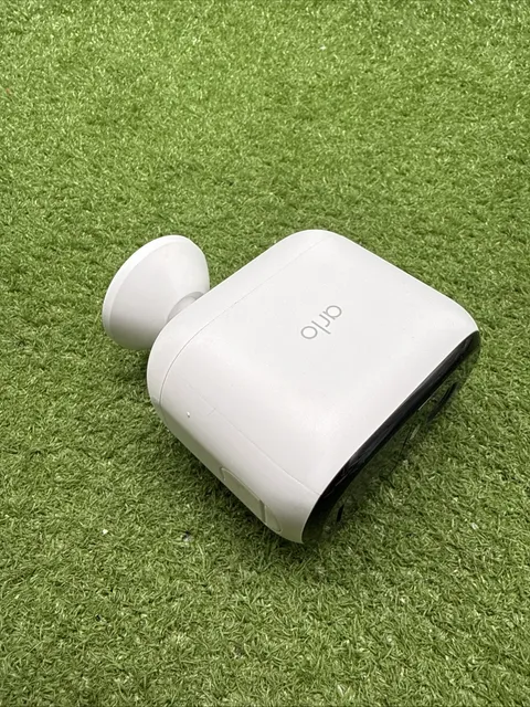 Arlo Essential XL Outdoor Wireless 2K Security Camera VMC3082 3rd Generation. S3