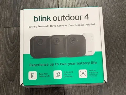 Blink Outdoor 4 Wi-Fi Outdoor 3-Camera Security System - Black - NEW