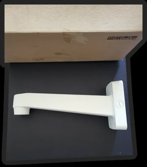 ** Hanwha Techwin **  Wall Mount  SBP-390WMW2 White