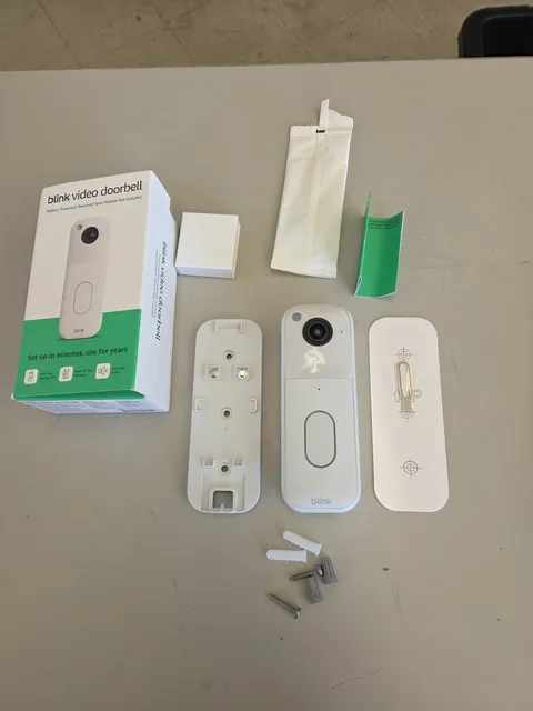 Blink Video Doorbell – Head-to-toe HD view, two-year battery life