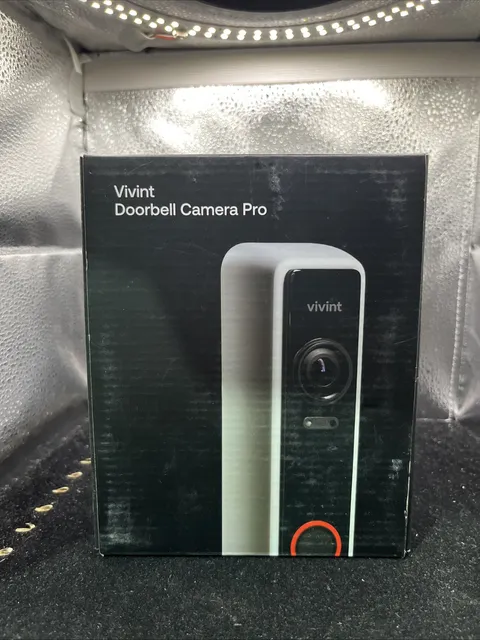 ¥VIVINT DOORBELL CAMERA VS-DBC300-WHT NEW SEALED