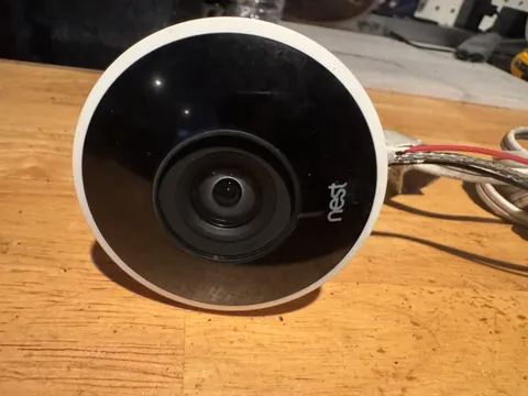 Google Nest Cam Outdoor 1st Gen A0033 WhiteSmart HD Security Camera PLEASE READ