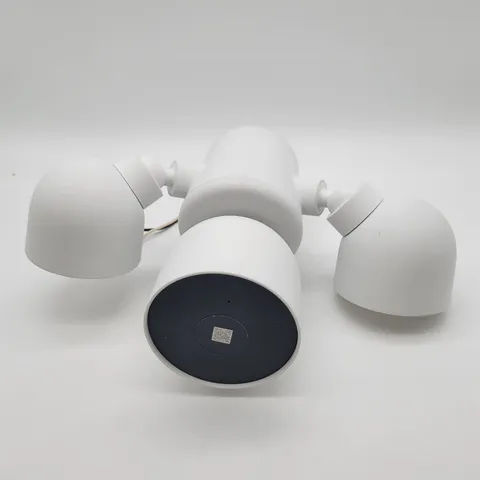 Google Nest Cam with Floodlight Outdoor Security Camera, 1 Count *READ*