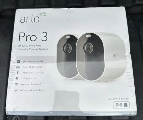 Arlo Pro 3 VMS4240P-100NAS 2 Camera System Wire-Free 2K Video Sealed Retail