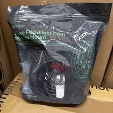 Wyze Floodlight Cam Plug-in Mount for Wyze Floodlight Cameras v1/v2/Pro