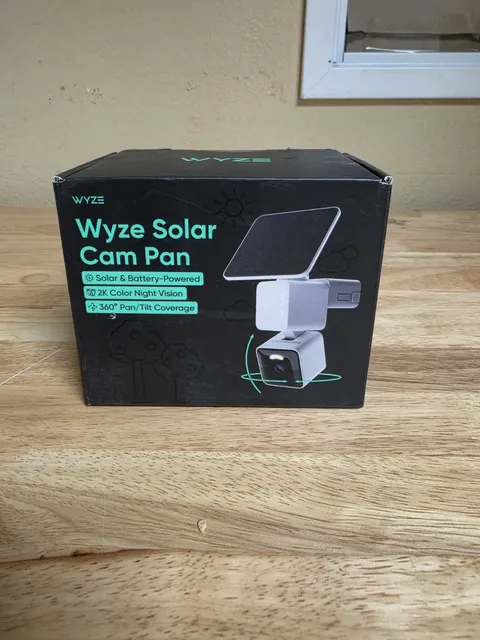 Wyze Solar Cam Pan Solar & Battery Powered 360 Pan/Tilt Coverage Night Vision