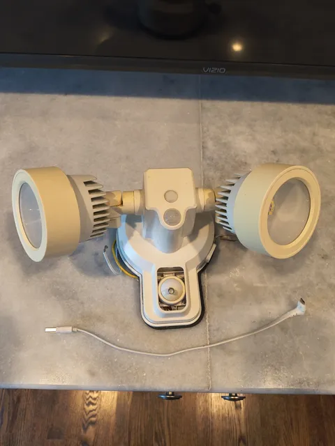 wasserstein 3-in-1 floodlight Arlo Pro Add On