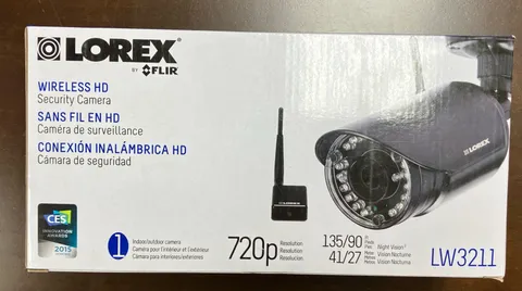 Lorex Flir LW3211 720p Wireless HD Security Camera NIB