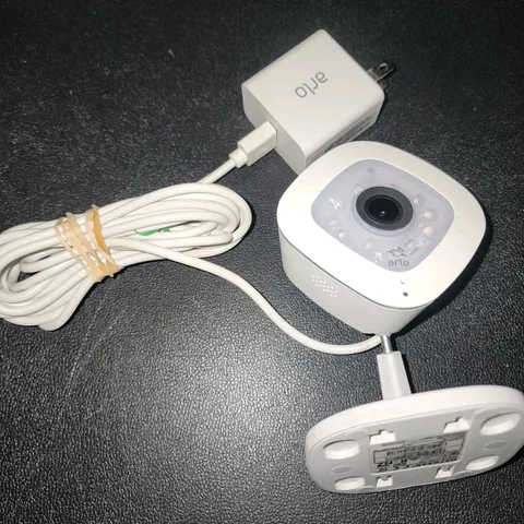 Netgear Arlo Q VMC3040 Alexa-Enabled Day Night Audio 1080p Cube Camera For Parts