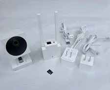 Wyze Cam Outdoor Camera Camera V1 Bundle with WVODB1 Base Station