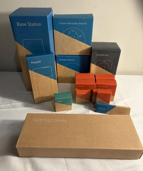 SimpliSafe 12-Piece Home Security System Open Box w/ Camera & Sensors Read!