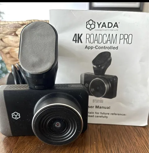 Yada Road Cam Pro 4K UHD Dashcam Das Built-In Wi-Fi + GPS 1080p HD 150 *READ*