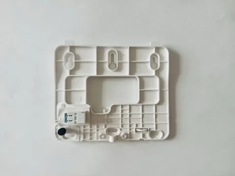 QOLSYS iQP4WLMT Wall Mount Bracket Only for IQ Panel 4 iQP4001-4009